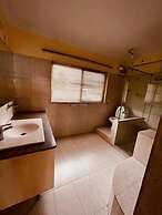 Reina Boutique Hotel - Murree