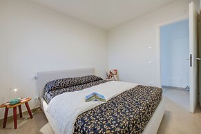 Agata Maisonette- Historical Center