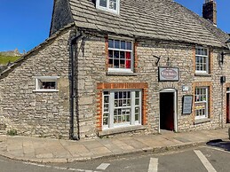 Lodge 9