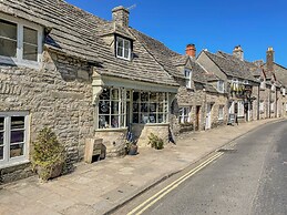 Lodge 9
