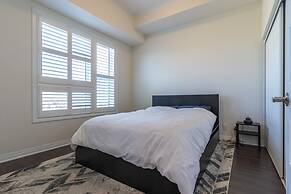 Premium 1 Bed w Rental Car Netflix Amazon