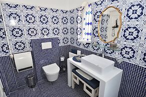Villacasatulipa-sleeps4-garden-pool-bbq-ac