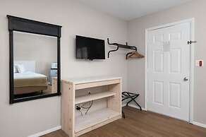 Beach Bum West-O Motel