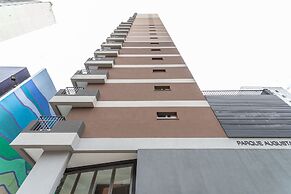 Smart Charlie Parque Augusta Mackenzie