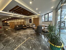 Cetin City Hotel
