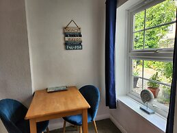 ROSE COURT HOLIDAY APARTMENTS