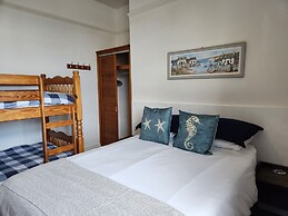 ROSE COURT HOLIDAY APARTMENTS