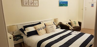 ROSE COURT HOLIDAY APARTMENTS