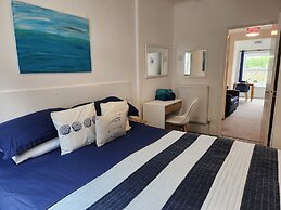 ROSE COURT HOLIDAY APARTMENTS