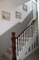 ROSE COURT HOLIDAY APARTMENTS