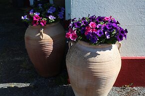 ROSE COURT HOLIDAY APARTMENTS