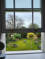 ROSE COURT HOLIDAY APARTMENTS