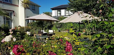 ROSE COURT HOLIDAY APARTMENTS