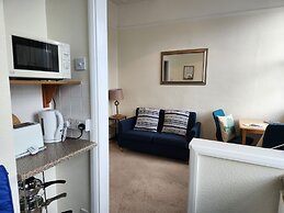 ROSE COURT HOLIDAY APARTMENTS