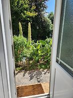 ROSE COURT HOLIDAY APARTMENTS