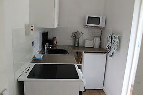 ROSE COURT HOLIDAY APARTMENTS