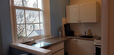 ROSE COURT HOLIDAY APARTMENTS