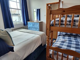 ROSE COURT HOLIDAY APARTMENTS