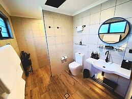 Seadreams Mission Beach