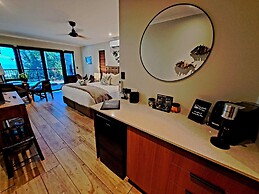 Seadreams Mission Beach