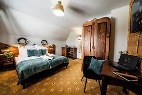 Zapotoczny Residence