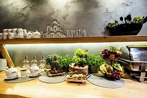 Zapotoczny Residence