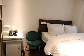 H HOSTEL Itaewon