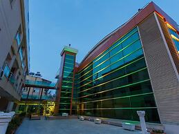 Address Residence Suite Hotel