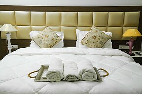 Lime Tree 2Bhk Serviced Apartment