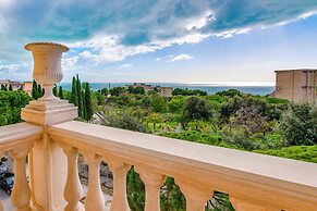 La Paloma Blanca Hotel