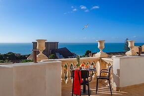 La Paloma Blanca Hotel