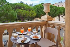 La Paloma Blanca Hotel