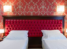 La Paloma Blanca Hotel