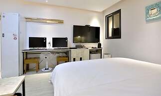 Hotel Yeogieutte Dongdaegu