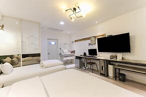 Hotel Yeogieutte Dongdaegu