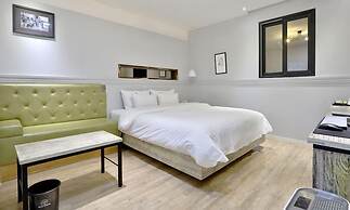 Hotel Yeogieutte Dongdaegu