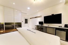 Hotel Yeogieutte Dongdaegu