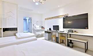 Hotel Yeogieutte Dongdaegu