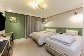 Hotel Yeogieutte Dongdaegu