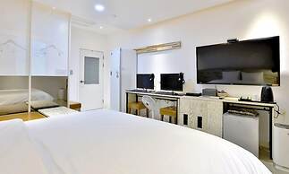 Hotel Yeogieutte Dongdaegu