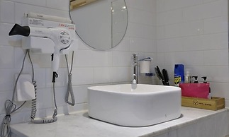 Hotel Yeogieutte Dongdaegu