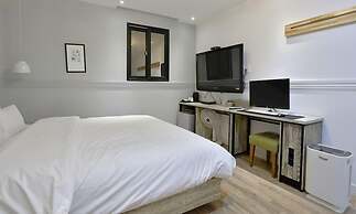 Hotel Yeogieutte Dongdaegu