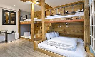 Hotel Yeogieutte Dongdaegu