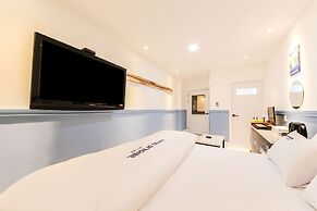 Hotel Yeogieutte Dongdaegu