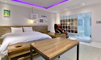 Hotel Yeogieutte Dongdaegu