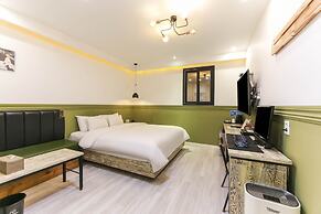 Hotel Yeogieutte Dongdaegu
