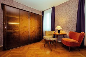 Hessenland Hotel by Stay Awesome