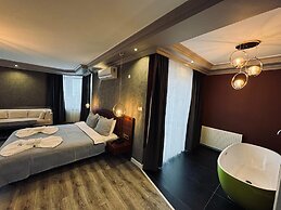 Treekos Suite Hotel Istanbul Airport