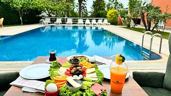 Treekos Suite Hotel Istanbul Airport