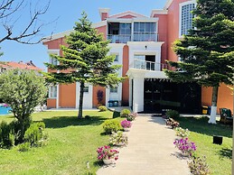 Treekos Suite Hotel Istanbul Airport